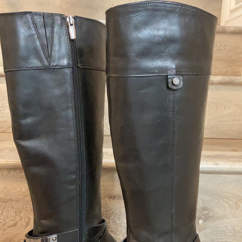 Vince Camuto Black Leather Knee High Boots Size 7 - Picture 6 of 10